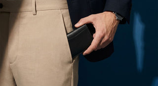 How to pick a wallet size that fits your pocket