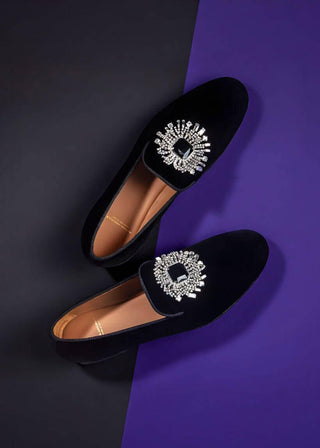 Welcome to the Drama: SUPERGLAMOUROUS is Here to Play