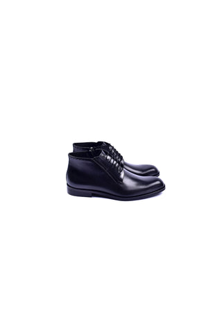 Corrente 5220 black calf-skin leather dress boot with a plain toe, lace-up front, and convenient side zipper.