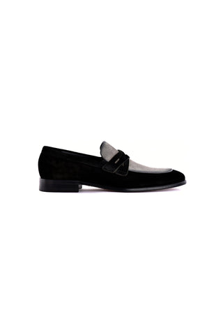 Corrente black and gray perforated lizard skin and suede leather loafer with a classic leather sole.