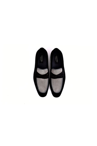Corrente 6376S men's black and gray perforated lizard skin and suede leather loafers with a polished design.