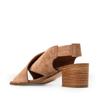 Aquatalia Dovera Suede Pump