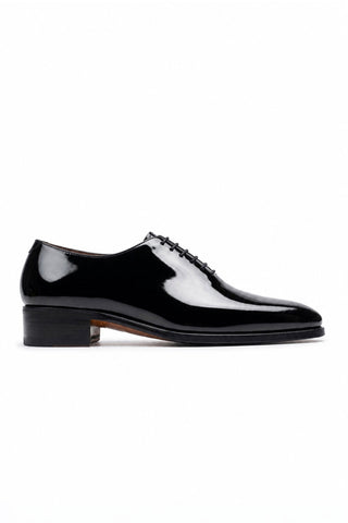 Ambrogio Oscar black patent wholecut Oxford shoe with a sleek, high-shine finish and round toe.