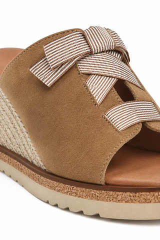 Andre Assous Mason Suede Wedge