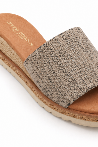 Andre Assous Nessie Linen Wedge