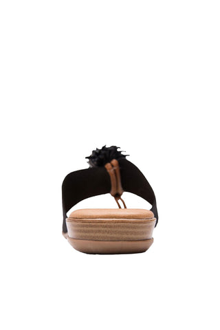 Andre Assous Novalee Elastic Fabric Sandal