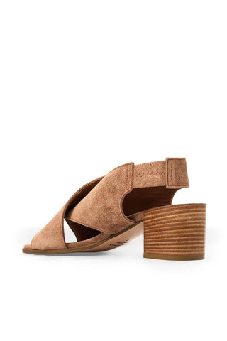 Aquatalia Dovera Suede Pump