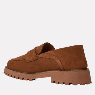 Averie Suede Loafer-Dellamoda