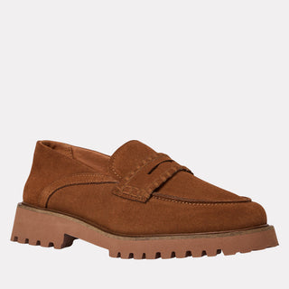 Averie Suede Loafer-Dellamoda