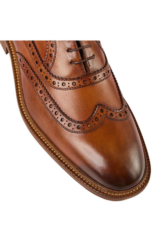 Bruno Magli Alfonso Leather Wing-Tip Oxford (BM1021)
