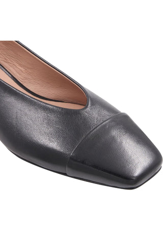 Bruno Magli Patria Leather Flat