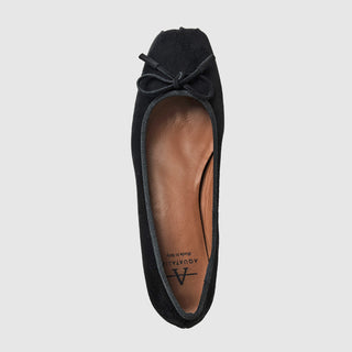 Aquatalia Camalfi suede pump in Black - view 3