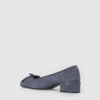 Aquatalia Camalfi suede pump in Ash Navy - view 4