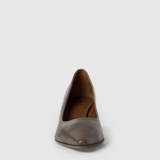 Aquatalia Chloe leather pump in Taupe - view 5