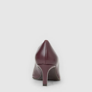 Aquatalia Chloe leather pump in Wine - view 6