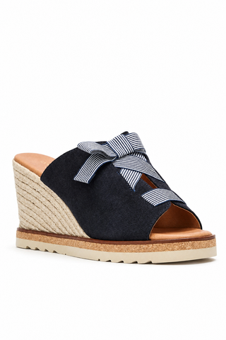 Andre Assous Mason Suede Wedge