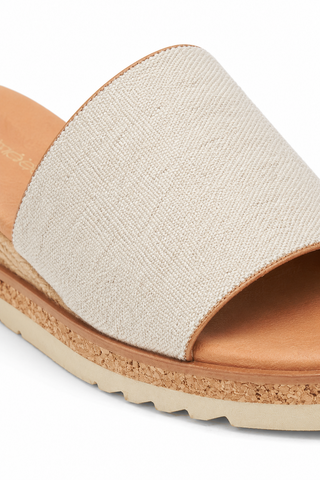 Andre Assous Nessie Linen Wedge