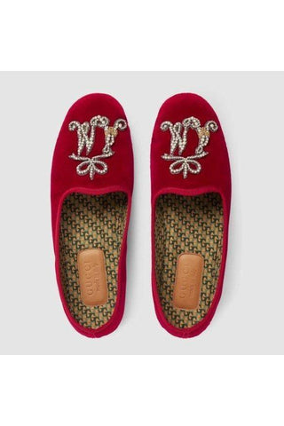 Gucci 574881 FAS60 6472 Red Velvet 'AM' Appliqué Slip-On Loafers (GGM1726)