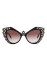 00015 - Black Black Red