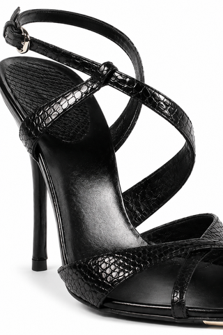 Gucci Women's Designer Shoes Black Leather Strappy Sandals (GGW1575)