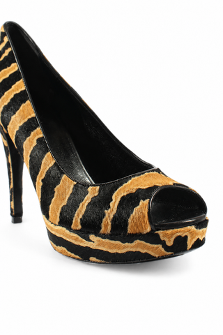 Gucci Women's Nappa Charlotte Pony Animalier Pumps (GGW3201)
