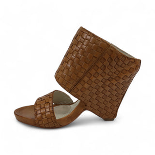 Mea Shadow Regina Women's Shoes Tan Woven Leather Sandals (MS104)