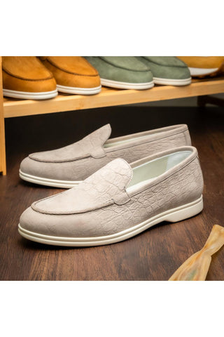 Livorno Nubuck Loafer - Bone-Dellamoda