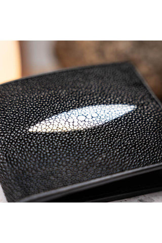 Marco Di Milano Vallo Men's Black & White Genuine Exotic Stingray Wallet (MDMW1000)