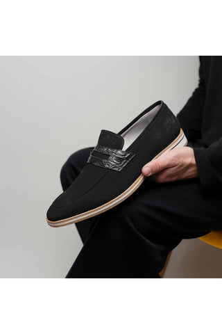 Meo 3 Suede Loafer - Black-Dellamoda