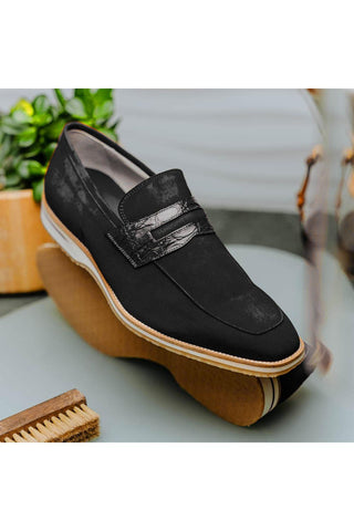 Meo 3 Suede Loafer - Black-Dellamoda