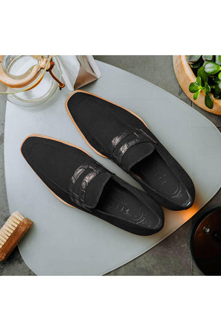 Meo 3 Suede Loafer - Black-Dellamoda