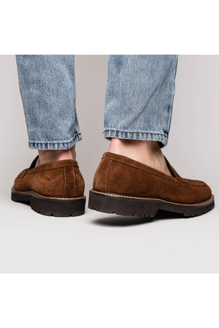 Roma Suede Loafer - Tobacco-Dellamoda