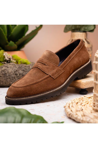 Roma Suede Loafer - Tobacco-Dellamoda