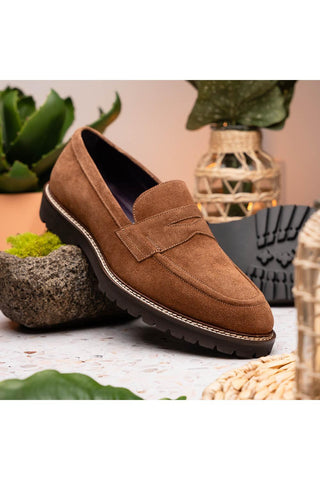 Roma Suede Loafer - Tobacco-Dellamoda