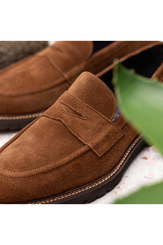 Roma Suede Loafer - Tobacco-Dellamoda