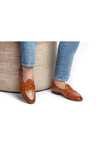 SUPERGLAMOUROUS Tangerine 9 Toledo Leather Penny Loafer