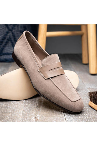 Tippa Suede Loafer - Taupe-Dellamoda