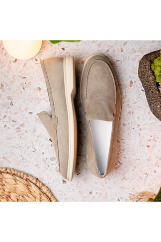 Zelli Italia Suede Loafer - Bone-Dellamoda