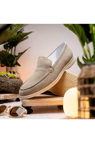 Zelli Italia Suede Loafer - Bone-Dellamoda