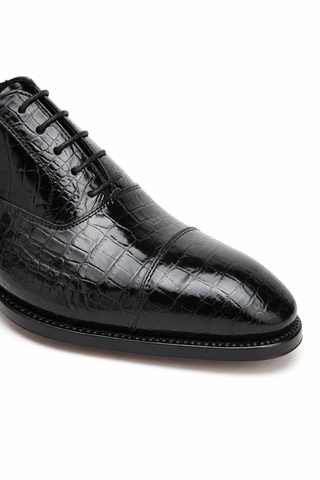 Caporicci Style 1102 Black Alligator Cap-Toe Oxford, lacing and cap-toe detail