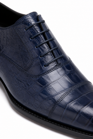 Caporicci Style 1102 Blue Alligator Cap-Toe Oxford, lacing and cap-toe detail visualization