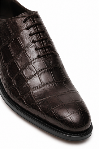 Caporicci Style 5952 Chestnut genuine alligator oxford, lacing and vamp detail