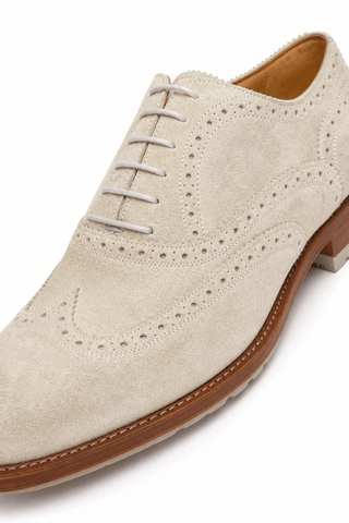 Caporicci 921 Suede Wingtip Oxford Beige, suede and brogue detail