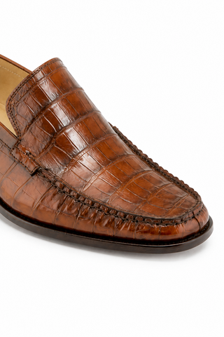 Caporicci Style 940 Gold alligator loafer, vamp and moc-toe detail