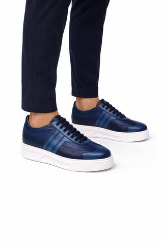 Dellamoda luxury image 06 · Corrente 5769 Leather Sneaker - Navy