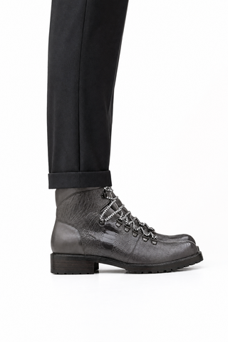 Dellamoda luxury image 06 · GRAY · Belvedere Como Ostrich & Leather Boot · GRAY