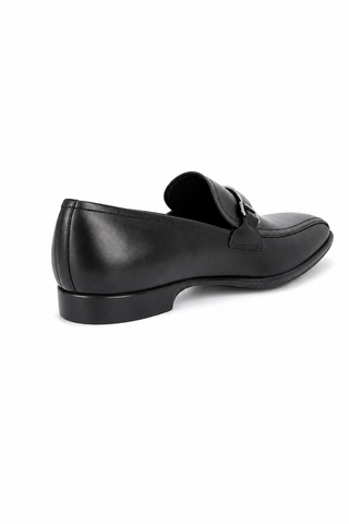 Dellamoda luxury image 03 · Prada 4D2823-ASK Black Leather Slip-On Loafers (PRM1019)