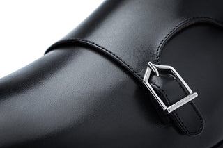 SPGM1387 Odilon Nappa black loafer buckle detail